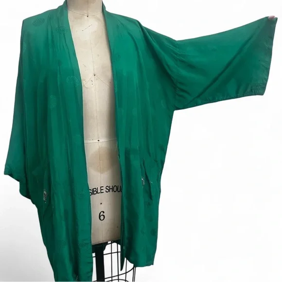 Golden Bee Green traditional vintage Chinese Kimono with Peacock Embroidery sz M - Picture 3 of 15